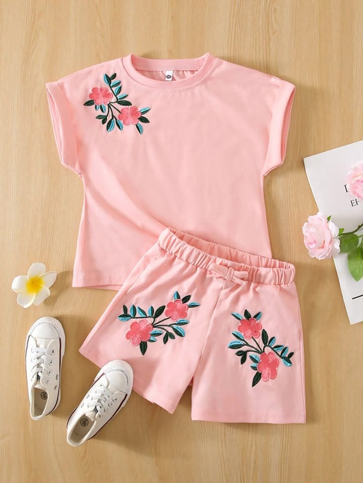 Exclusive Baby printed Tee and pant set