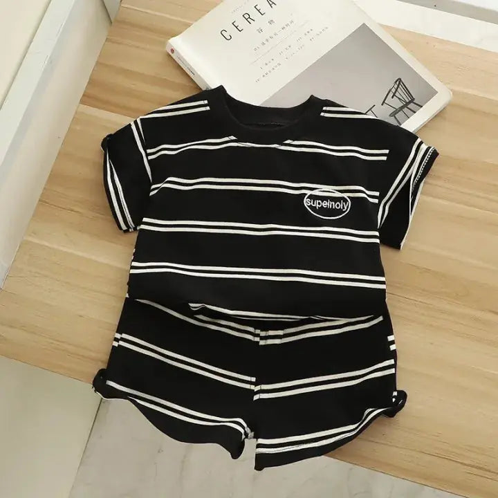Exclusive Baby printed Tee and pant set